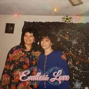 Meet your Posher, Theoni